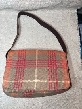 American Eagle Plaid shoulder bag in wool w/ leather strap. Great condition
